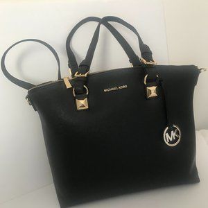 MICHAEL KORS Karla Multifunction Tote Bag LARGE
